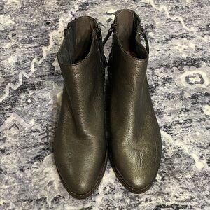 Vince Camuto Metallic Gray Leather Ankle Boots